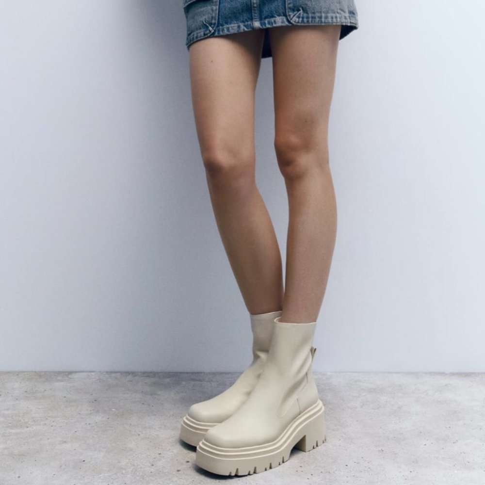 ZARA Women's LUG Sole Ankle Boots(Off White, US 7.5, 8/EUR 38, 39)